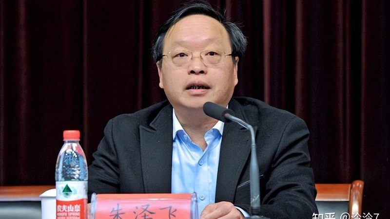 多层PCB样板定制：揭秘价格背后的秘密
